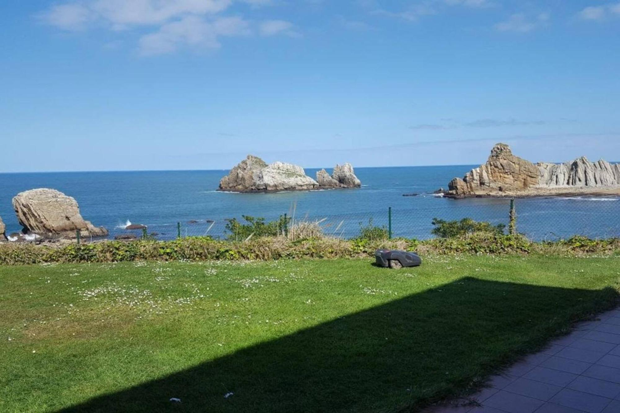 Spacious House With Sea View In Liencres + Jacuzzi Eksteriør bilde