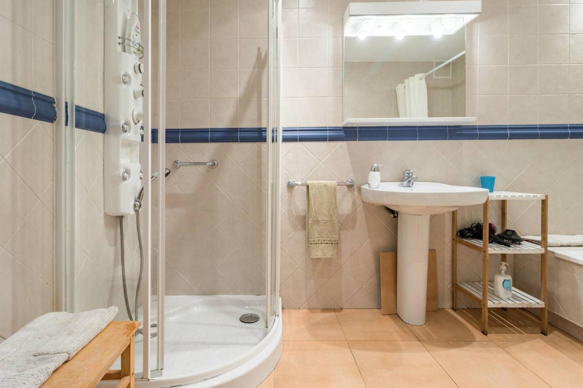 Spacious House With Sea View In Liencres + Jacuzzi Eksteriør bilde