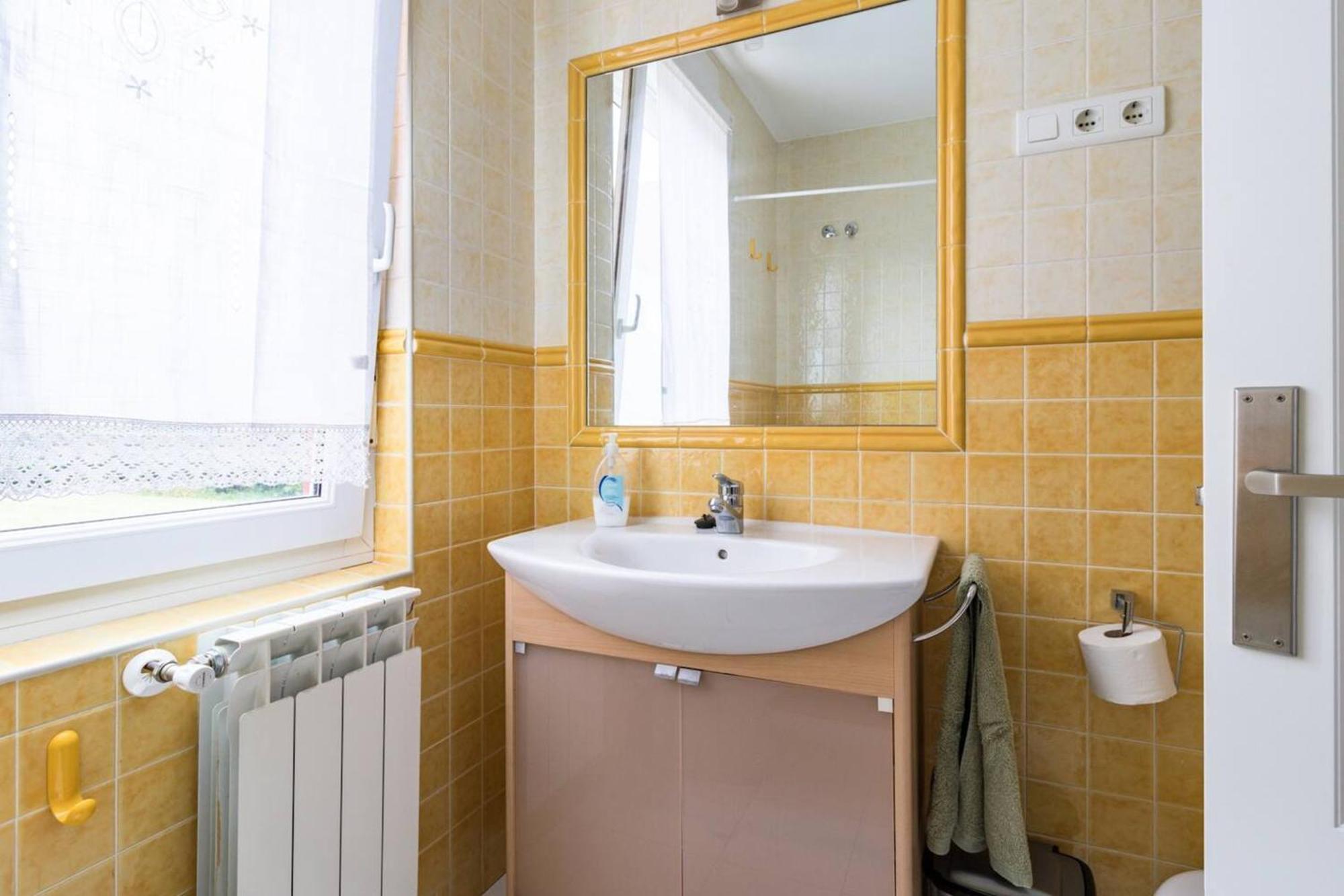 Spacious House With Sea View In Liencres + Jacuzzi Eksteriør bilde