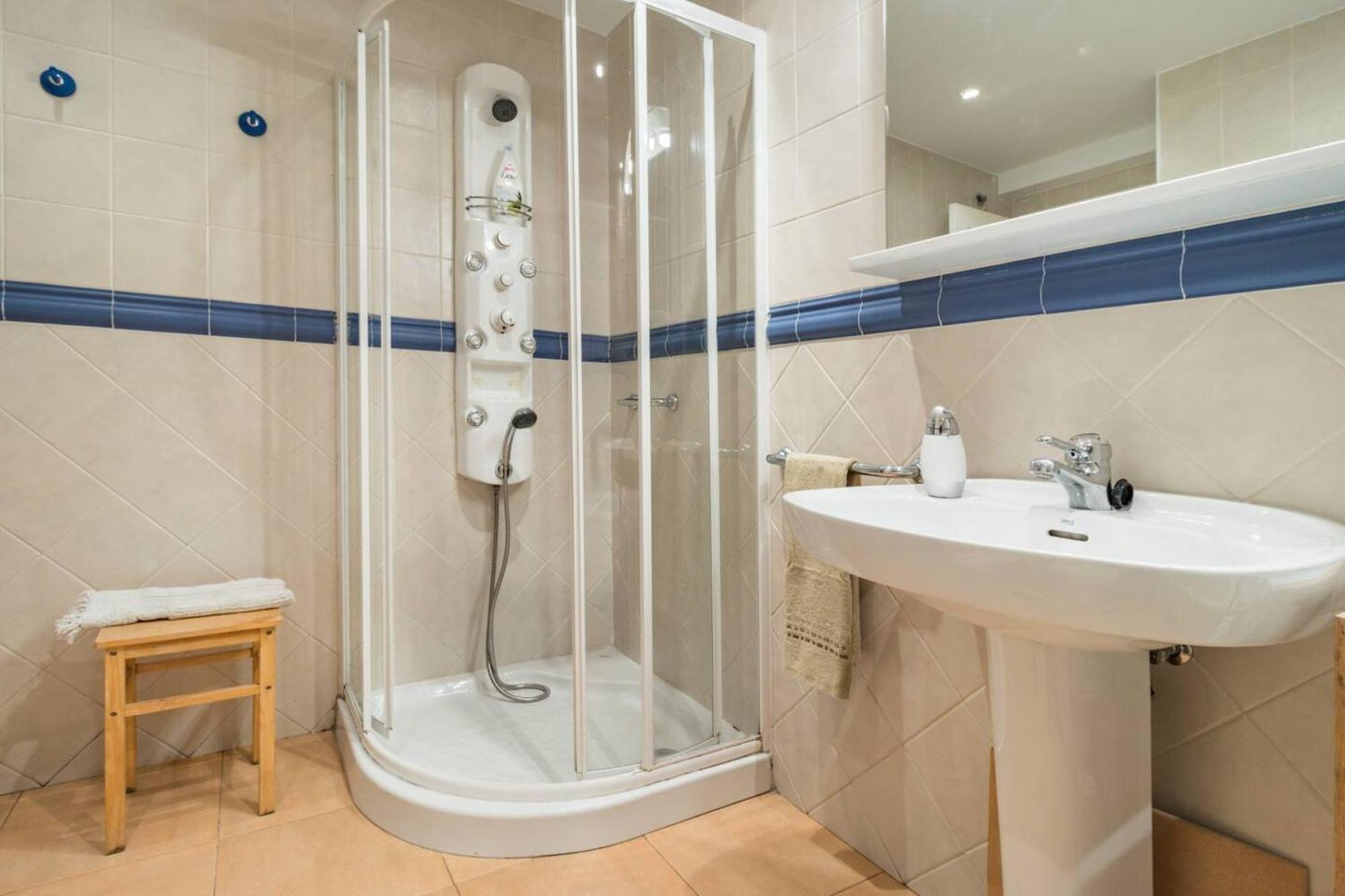 Spacious House With Sea View In Liencres + Jacuzzi Eksteriør bilde