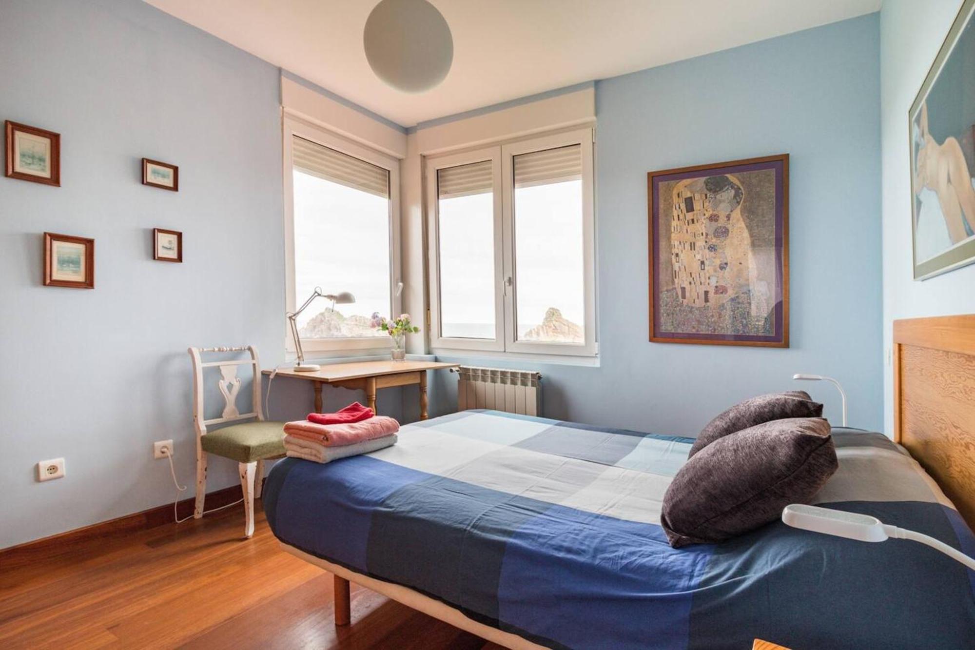 Spacious House With Sea View In Liencres + Jacuzzi Eksteriør bilde